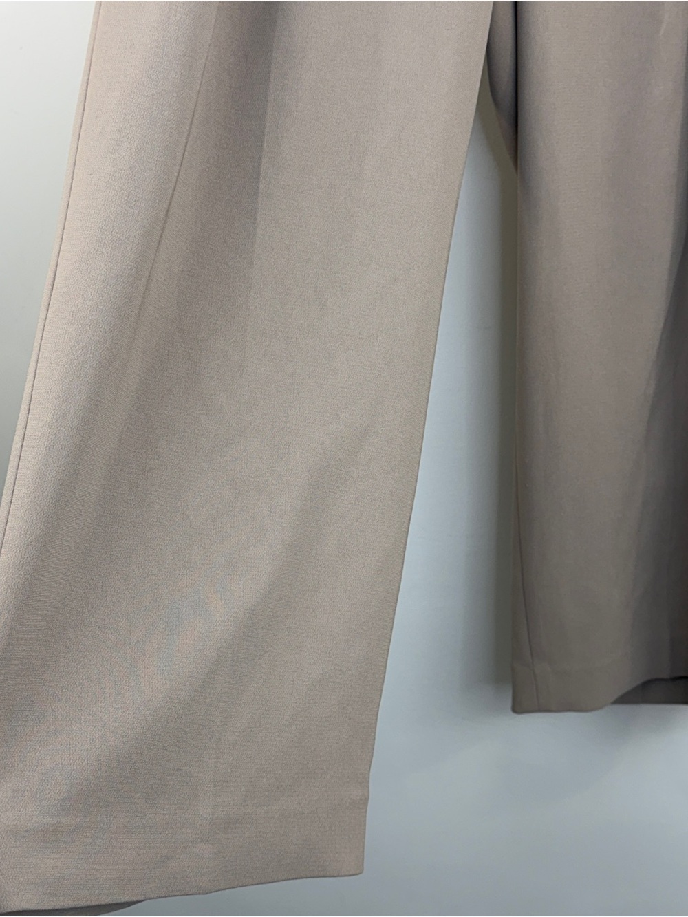 Aritzia Babaton taupe brown old money pleated cropped wide leg crepe pant 10 - Picture 9 of 14